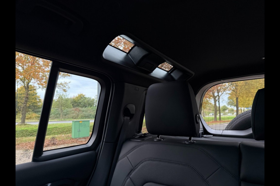 Land Rover Defender 110 P300e X-Dynamic SE ACC/Head-up/trekh/cold climate/5jrgarantie/Panoramadak