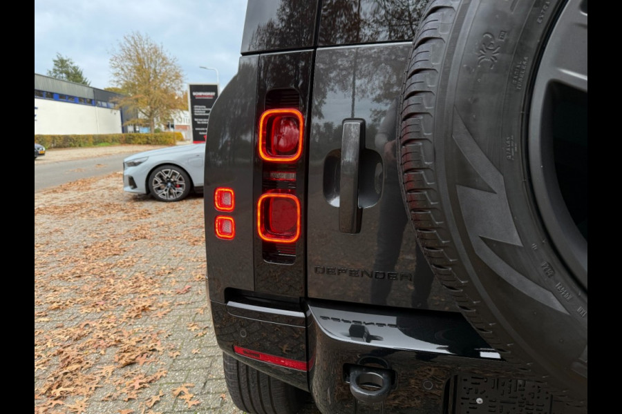 Land Rover Defender 110 P300e X-Dynamic SE ACC/Head-up/trekh/cold climate/5jrgarantie/Panoramadak
