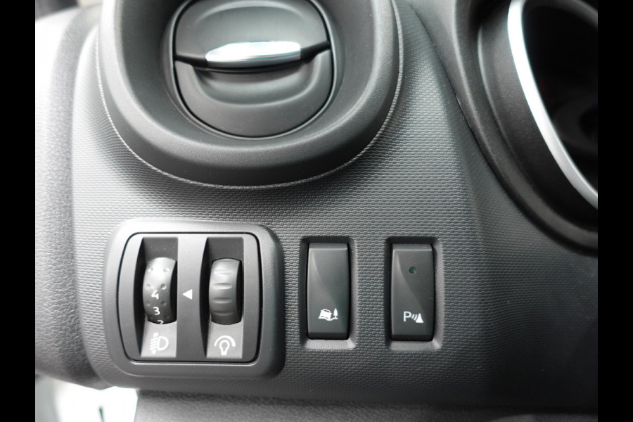 Renault Trafic 2.0 dCi145pk automaat L1H1 Cruise control Navigatie LED Airco Euro6