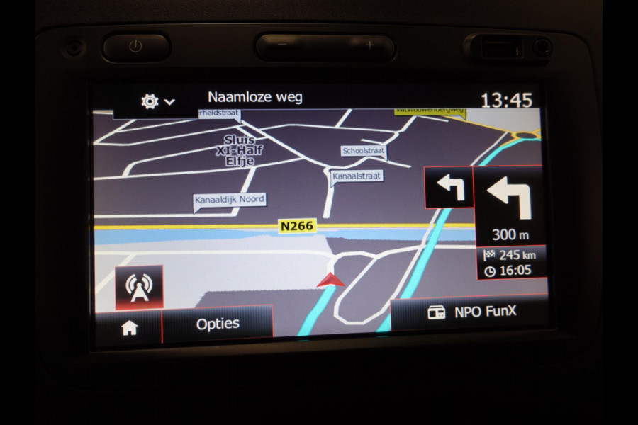 Renault Trafic 2.0 dCi145pk automaat L1H1 Cruise control Navigatie LED Airco Euro6