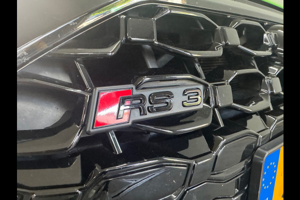 Audi RS3 2.5TFSI quattro| Akra | PPF | Keramisch | RS-Design pakket + | RS-Dynamic pakket plus | Audi Garantie | BOM VOL! |