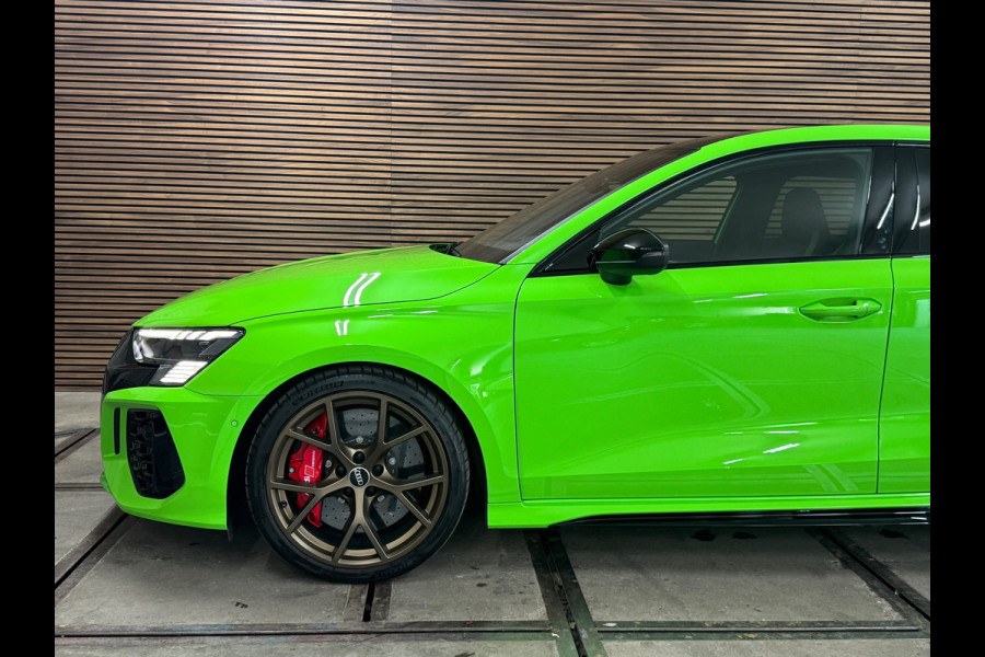 Audi RS3 2.5TFSI quattro| Akra | PPF | Keramisch | RS-Design pakket + | RS-Dynamic pakket plus | Audi Garantie | BOM VOL! |