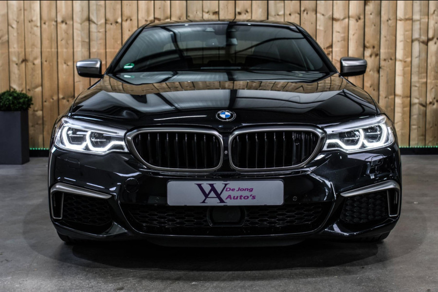 BMW 5 Serie M550i xDrive *Nachtzicht*Massage*H/K*360 Camera*Trekhaak*