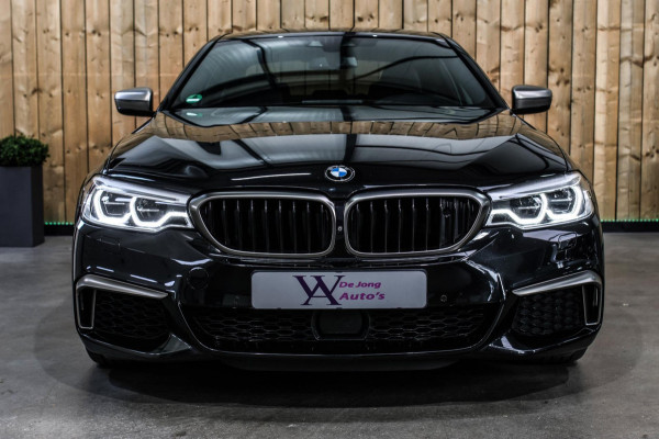 BMW 5 Serie M550i xDrive *Nachtzicht*Massage*H/K*360 Camera*Trekhaak*