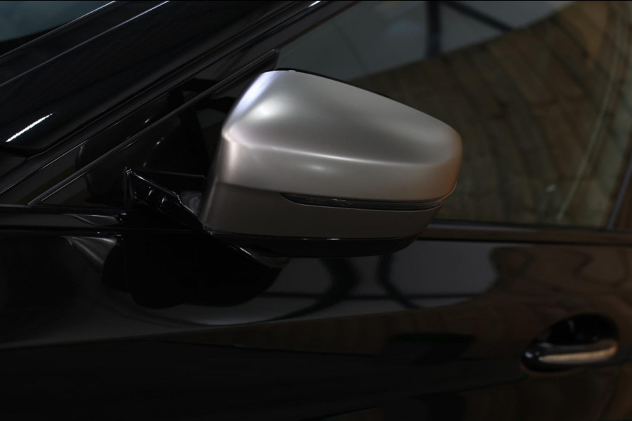 BMW 5 Serie M550i xDrive *Nachtzicht*Massage*H/K*360 Camera*Trekhaak*