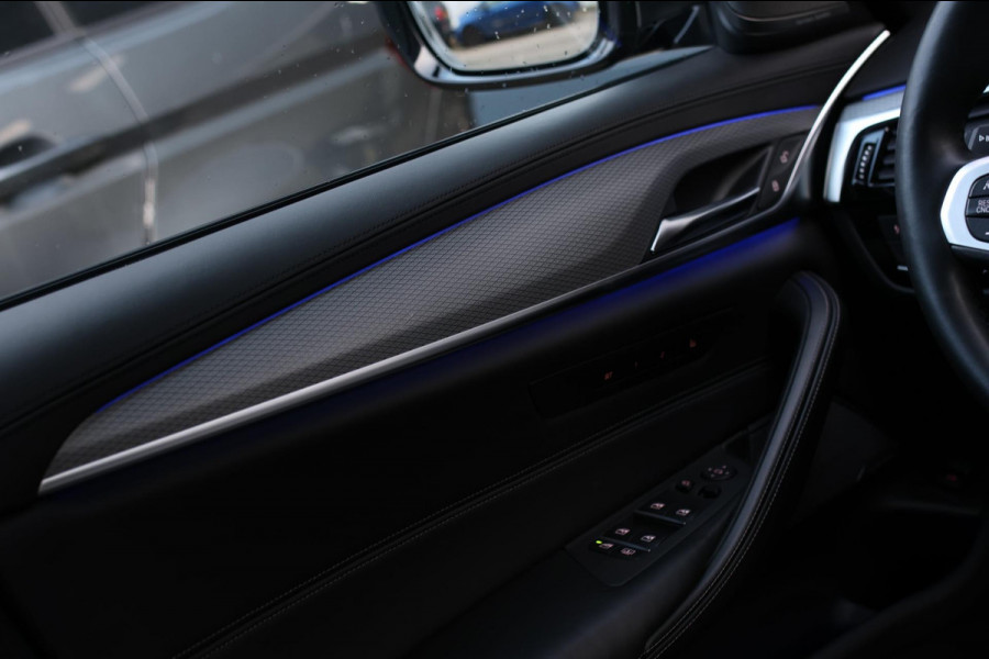 BMW 5 Serie M550i xDrive *Nachtzicht*Massage*H/K*360 Camera*Trekhaak*