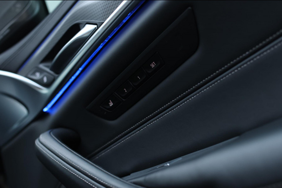 BMW 5 Serie M550i xDrive *Nachtzicht*Massage*H/K*360 Camera*Trekhaak*