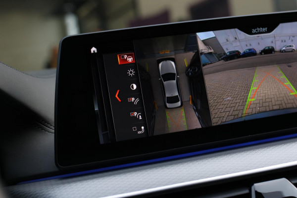 BMW 5 Serie M550i xDrive *Nachtzicht*Massage*H/K*360 Camera*Trekhaak*