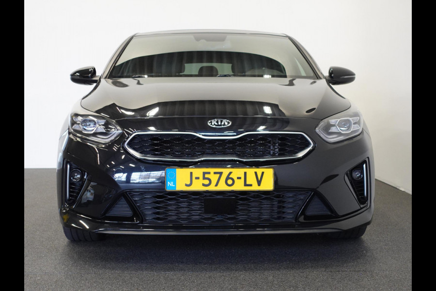 Kia ProCeed 1.4 T-GDI 140pk Automaat GT-Line Panoramadak LED Airco Navi Carplay PDC VA Camera Sportleder 17" LM Velgen Virtual Cockpit