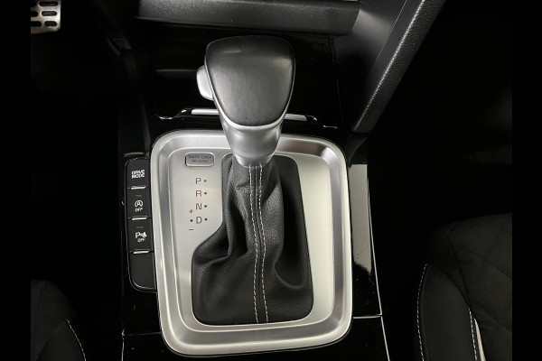 Kia ProCeed 1.5 T-GDi MHEV GT-Line Edition Climate control Cruise control adaptive Achteruitrijd camera Parkeersensoren achter Stuur verwarming Voorstoelen verwarmd Navigatie Apple Carplay/ Android Auto