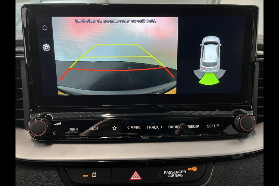 Kia ProCeed 1.5 T-GDi MHEV GT-Line Edition Climate control Cruise control adaptive Achteruitrijd camera Parkeersensoren achter Stuur verwarming Voorstoelen verwarmd Navigatie Apple Carplay/ Android Auto