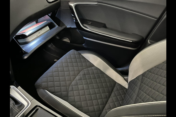 Kia ProCeed 1.5 T-GDi MHEV GT-Line Edition Climate control Cruise control adaptive Achteruitrijd camera Parkeersensoren achter Stuur verwarming Voorstoelen verwarmd Navigatie Apple Carplay/ Android Auto