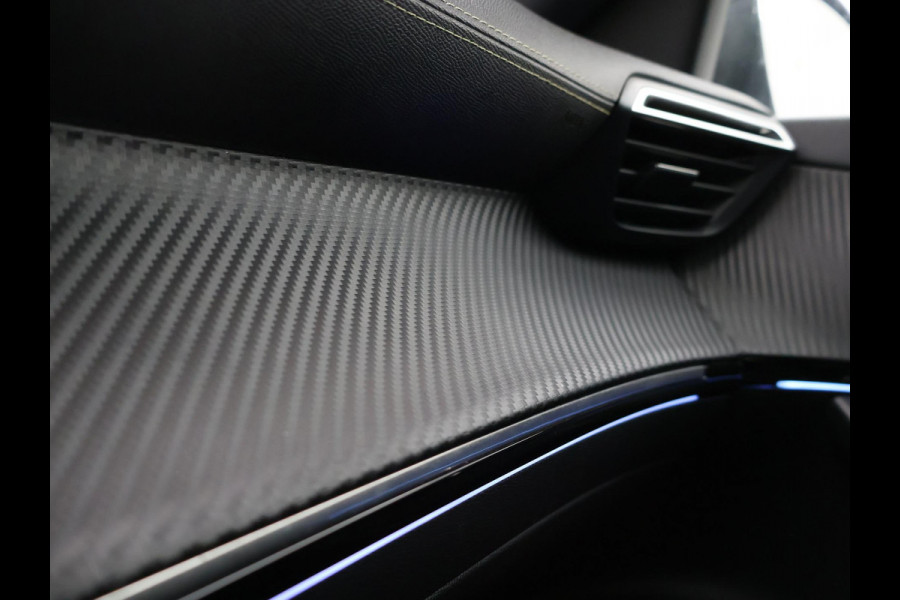 Peugeot e-2008 EV GT 50 kWh 3-FASE + ADAPTIVE CRUISE | STOELVERW. | 18 INCH | LED | APPLE CARPLAY | CAMERA