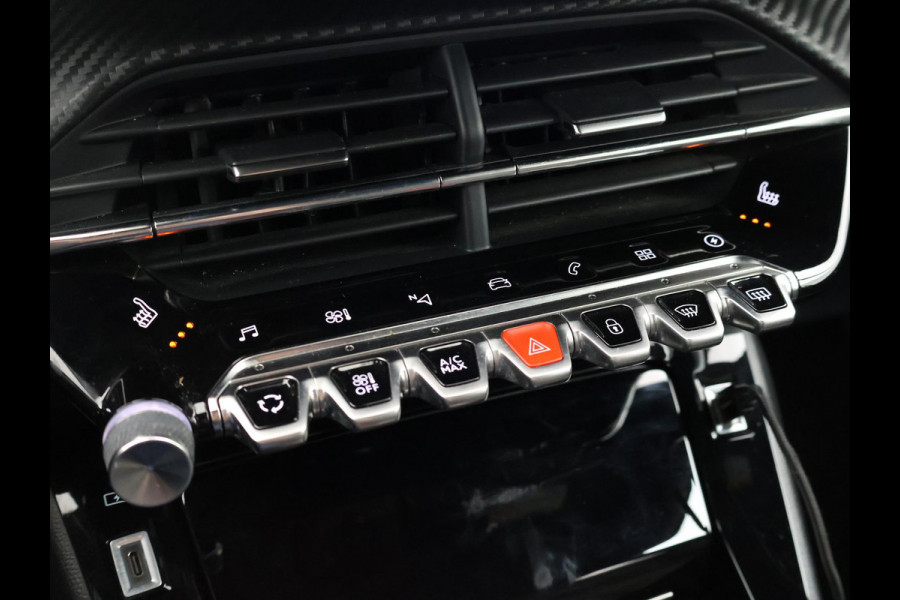 Peugeot e-2008 EV GT 50 kWh 3-FASE + ADAPTIVE CRUISE | STOELVERW. | 18 INCH | LED | APPLE CARPLAY | CAMERA