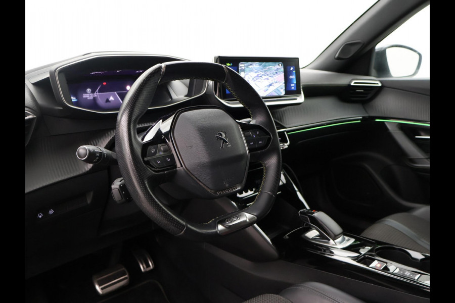 Peugeot e-2008 EV GT 50 kWh 3-FASE + ADAPTIVE CRUISE | STOELVERW. | 18 INCH | LED | APPLE CARPLAY | CAMERA
