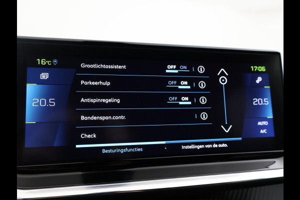 Peugeot e-2008 EV GT 50 kWh 3-FASE + ADAPTIVE CRUISE | STOELVERW. | 18 INCH | LED | APPLE CARPLAY | CAMERA