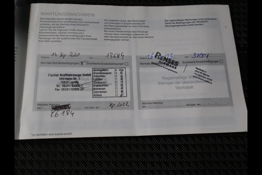 Peugeot e-2008 EV GT 50 kWh 3-FASE + ADAPTIVE CRUISE | STOELVERW. | 18 INCH | LED | APPLE CARPLAY | CAMERA