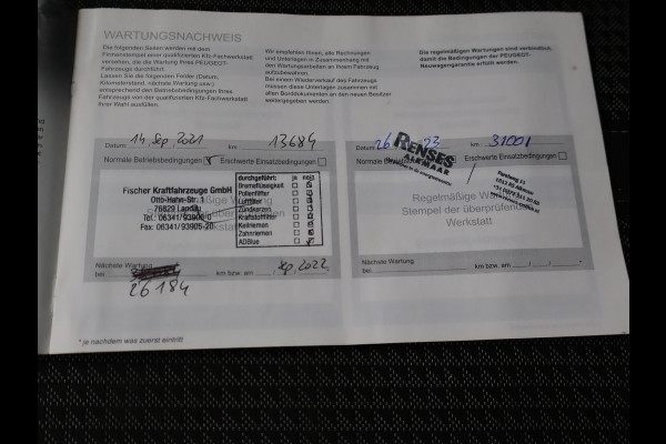 Peugeot e-2008 EV GT 50 kWh 3-FASE + ADAPTIVE CRUISE | STOELVERW. | 18 INCH | LED | APPLE CARPLAY | CAMERA