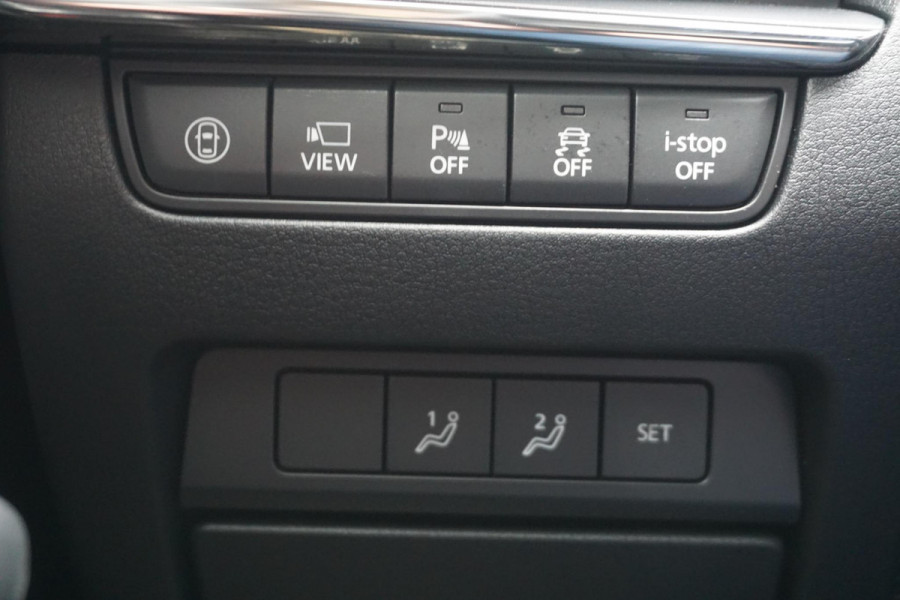 Mazda 3 2.0 e-SkyActiv-X M Hybrid 180PK Luxury/Leer/18Inch /Bose/Head-Up/Trekhaak.