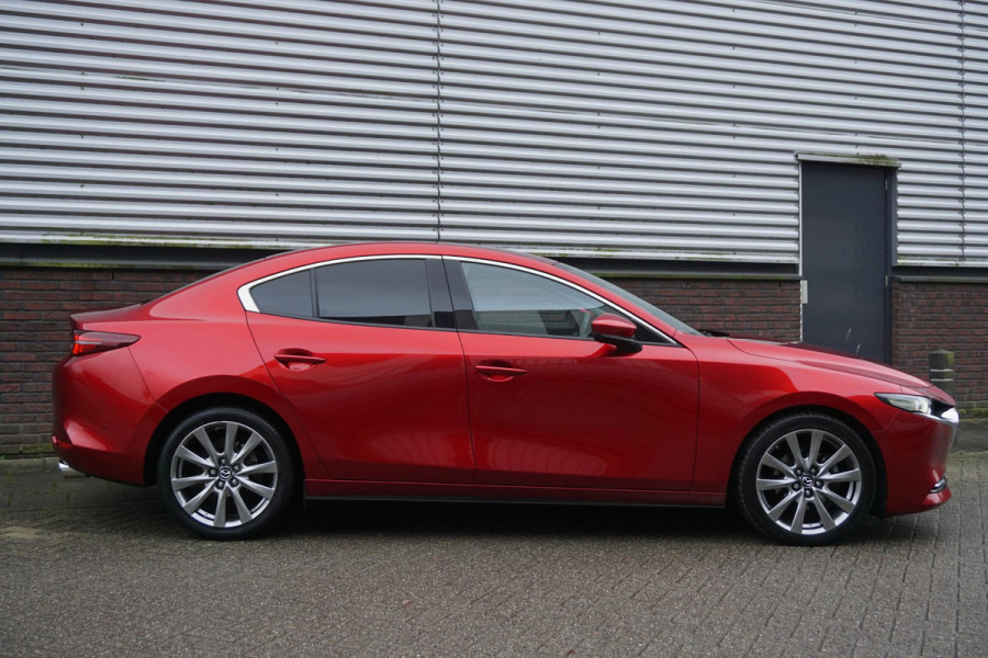 Mazda 3 2.0 e-SkyActiv-X M Hybrid 180PK Luxury/Leer/18Inch /Bose/Head-Up/Trekhaak.