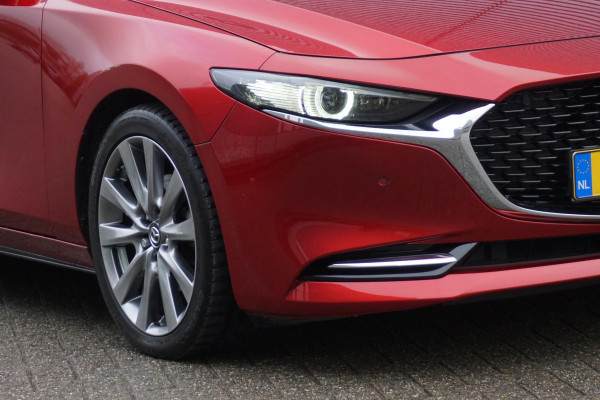 Mazda 3 2.0 e-SkyActiv-X M Hybrid 180PK Luxury/Leer/18Inch /Bose/Head-Up/Trekhaak.