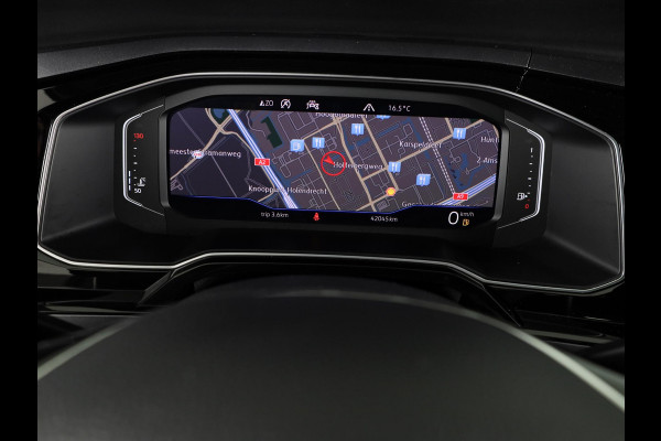 Volkswagen Polo 1.0 TSI Highline 116 pk | Navigatie | Parkeersensoren | Achteruitrijcamera | Adaptieve cruise control | Voll. digitaal instrumentenpaneel |