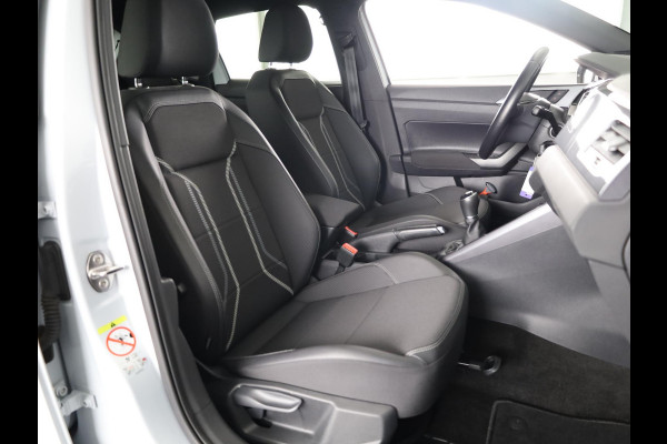 Volkswagen Polo 1.0 TSI Highline 116 pk | Navigatie | Parkeersensoren | Achteruitrijcamera | Adaptieve cruise control | Voll. digitaal instrumentenpaneel |