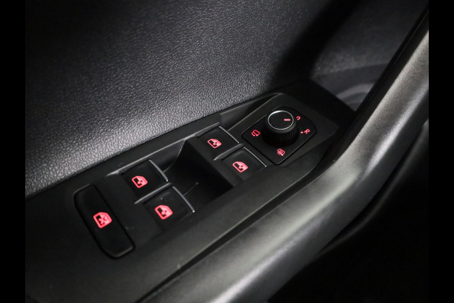 Volkswagen Polo 1.0 TSI Highline 116 pk | Navigatie | Parkeersensoren | Achteruitrijcamera | Adaptieve cruise control | Voll. digitaal instrumentenpaneel |