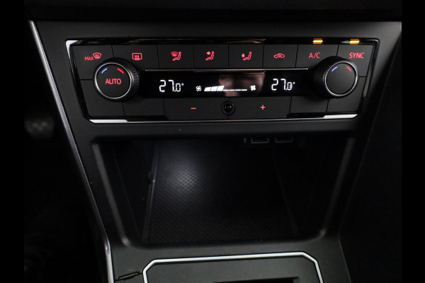 Volkswagen Polo 1.0 TSI Highline 116 pk | Navigatie | Parkeersensoren | Achteruitrijcamera | Adaptieve cruise control | Voll. digitaal instrumentenpaneel |