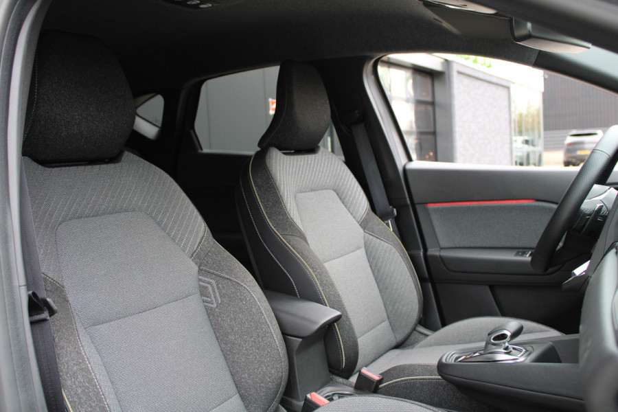 Renault Captur 1.3 mild hybrid 160 techno | STOEL+STUURWIELVERWARMING | ACC |