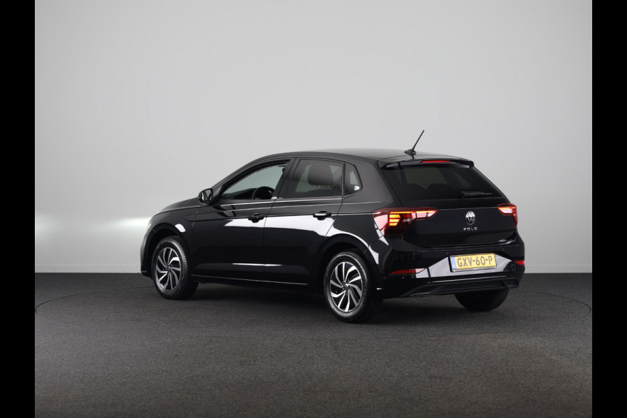 Volkswagen Polo 1.0 TSI Life Edition 95 pk | Verlengde garantie | Navigatie | Parkeersensoren | Achteruitrijcamera | Adaptieve cruise control | Stoelverwarming |