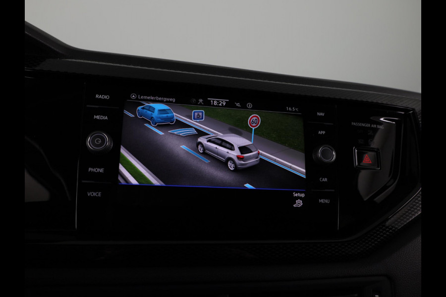 Volkswagen Polo 1.0 TSI Life Edition 95 pk | Verlengde garantie | Navigatie | Parkeersensoren | Achteruitrijcamera | Adaptieve cruise control | Stoelverwarming |