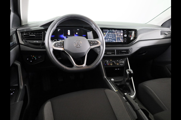 Volkswagen Polo 1.0 TSI Life Edition 95 pk | Verlengde garantie | Navigatie | Parkeersensoren | Achteruitrijcamera | Adaptieve cruise control | Stoelverwarming |