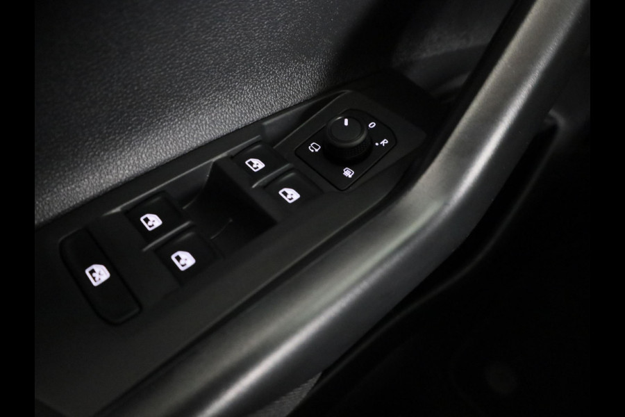 Volkswagen Polo 1.0 TSI Life Edition 95 pk | Verlengde garantie | Navigatie | Parkeersensoren | Achteruitrijcamera | Adaptieve cruise control | Stoelverwarming |