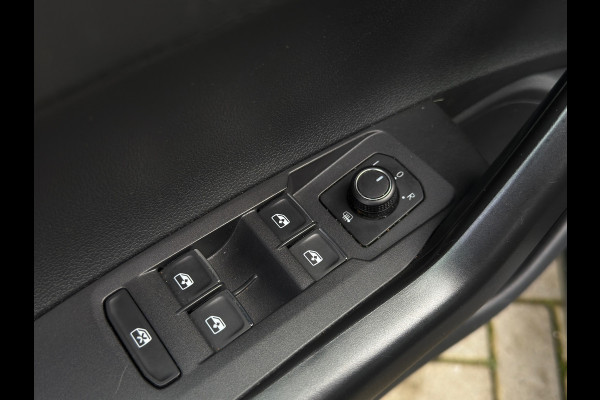 Volkswagen Polo 1.0 TSI Highline / Carplay / Keyless