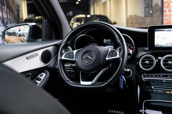 Mercedes-Benz GLC 250 4MATIC AMG Pano / Trekhaak / ACC