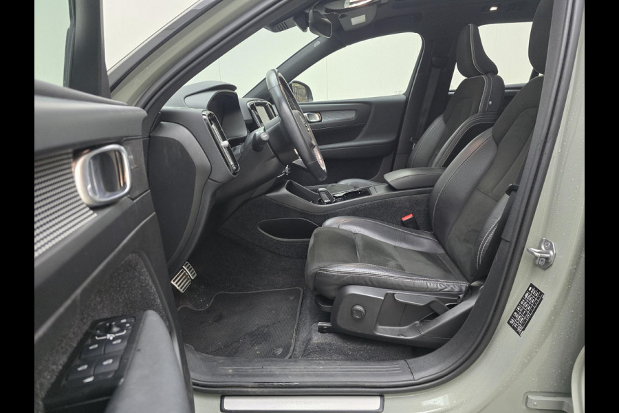 Volvo XC40 Recharge P8 AWD R-Design 408pk | Panoramadak | Stoelverwarming | 360 graden camera | Adaptieve Cruise control | Harman/Kardon audio