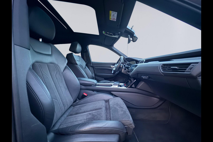 Audi e-tron Sportback 50 quattro Sport Black line, S-line interieur, 22 inch, achteruitrijcamera, stoelverwarming, NL auto met nap