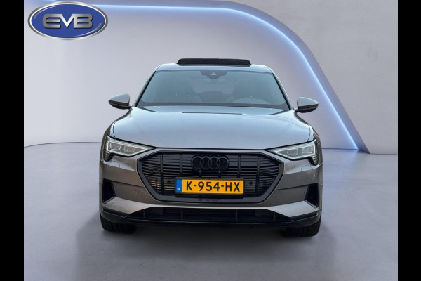 Audi e-tron Sportback 50 quattro Sport Black line, S-line interieur, 22 inch, achteruitrijcamera, stoelverwarming, NL auto met nap