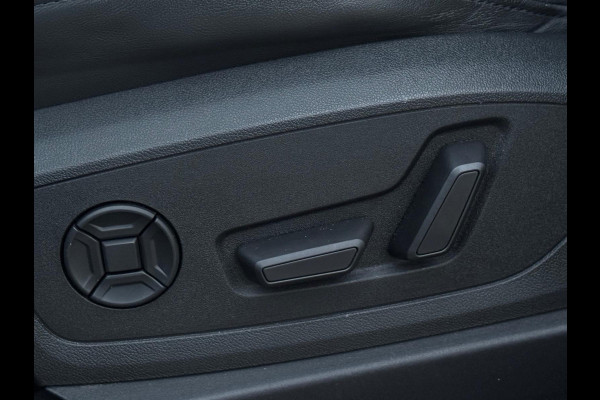 Audi e-tron Sportback 50 quattro Sport Black line, S-line interieur, 22 inch, achteruitrijcamera, stoelverwarming, NL auto met nap