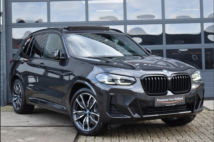 BMW X3 xDrive30e M-Pakket 292 Pk Pano Leder Camera Keyless 20 Inch