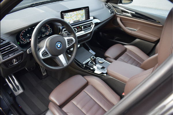 BMW X3 xDrive30e M-Pakket 292 Pk Pano Leder Camera Keyless 20 Inch