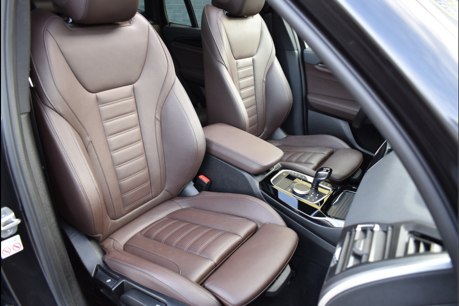 BMW X3 xDrive30e M-Pakket 292 Pk Pano Leder Camera Keyless 20 Inch