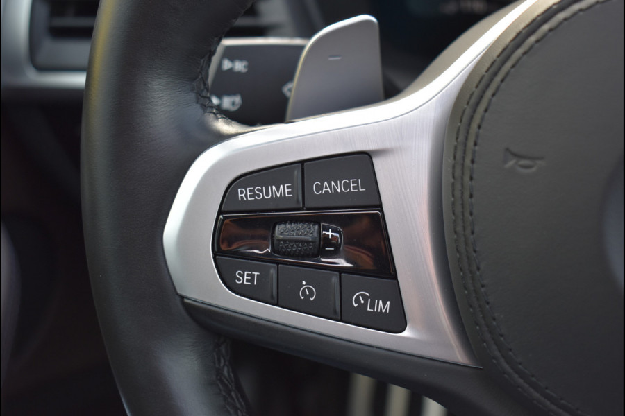 BMW X3 xDrive30e M-Pakket 292 Pk Pano Leder Camera Keyless 20 Inch