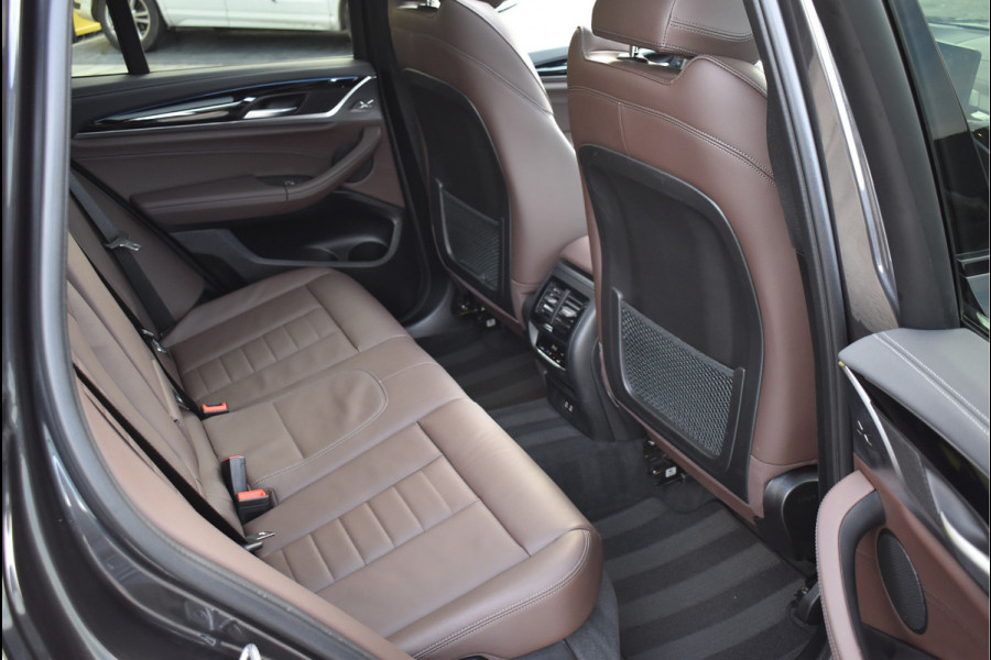 BMW X3 xDrive30e M-Pakket 292 Pk Pano Leder Camera Keyless 20 Inch