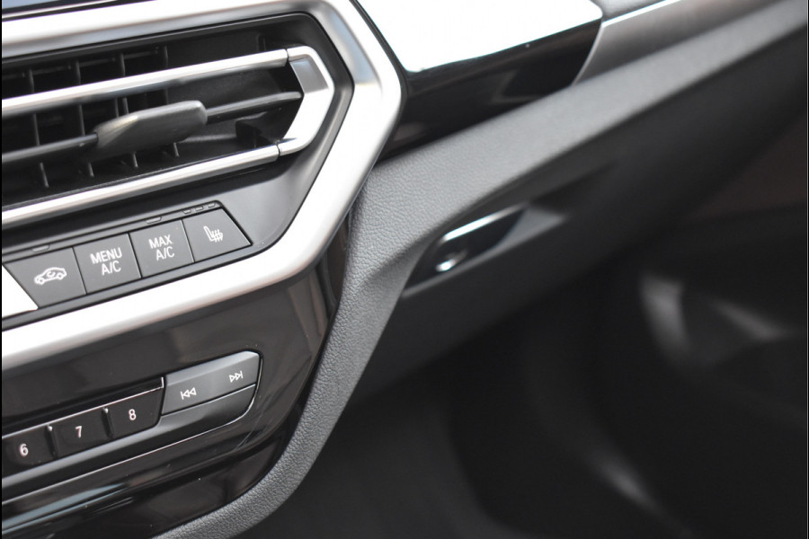 BMW X3 xDrive30e M-Pakket 292 Pk Pano Leder Camera Keyless 20 Inch