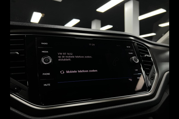 Volkswagen T-Roc 1.0 TSI Elekt.koffer | PDC | ACC | LED |