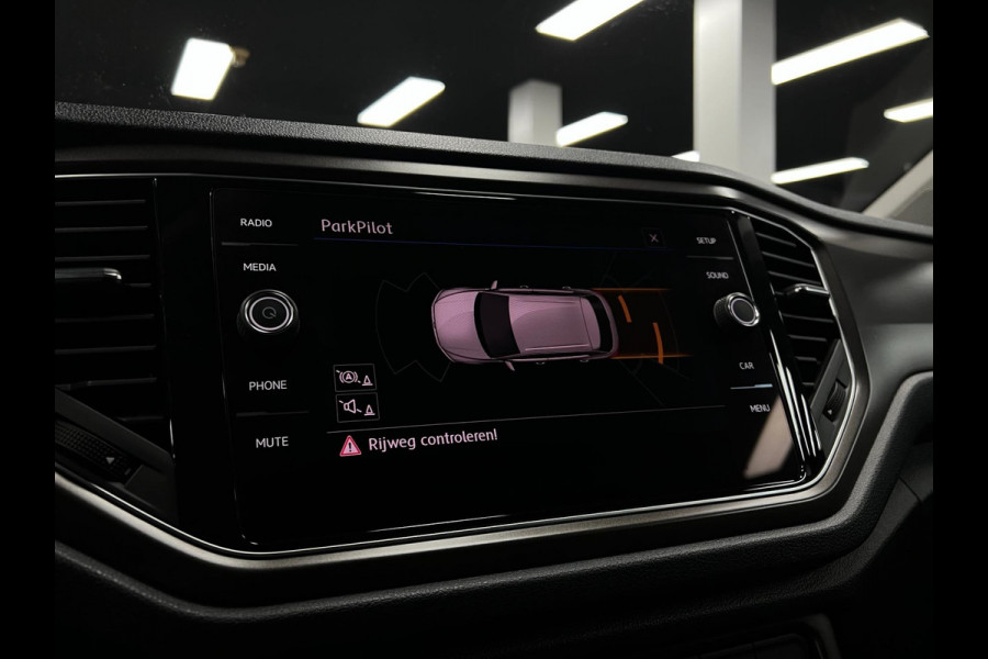 Volkswagen T-Roc 1.0 TSI Elekt.koffer | PDC | ACC | LED |