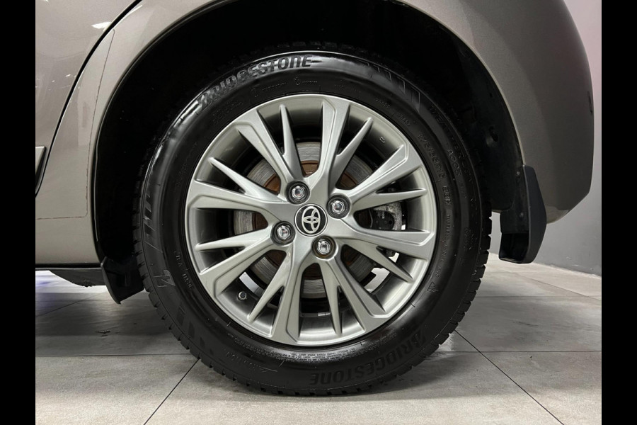 Toyota Yaris 1.5 Hybrid Executive | Cam | Clima | Cruise |