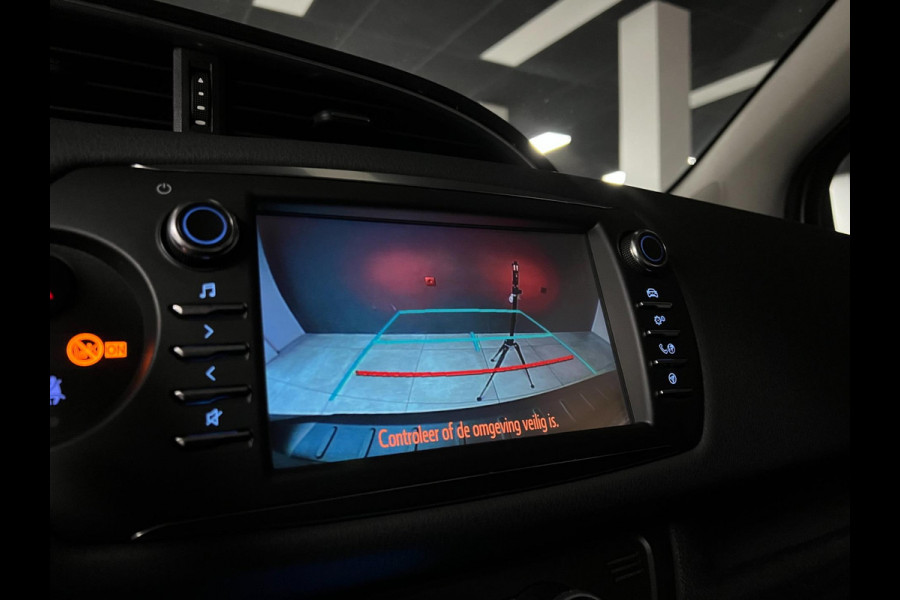 Toyota Yaris 1.5 Hybrid Executive | Cam | Clima | Cruise |